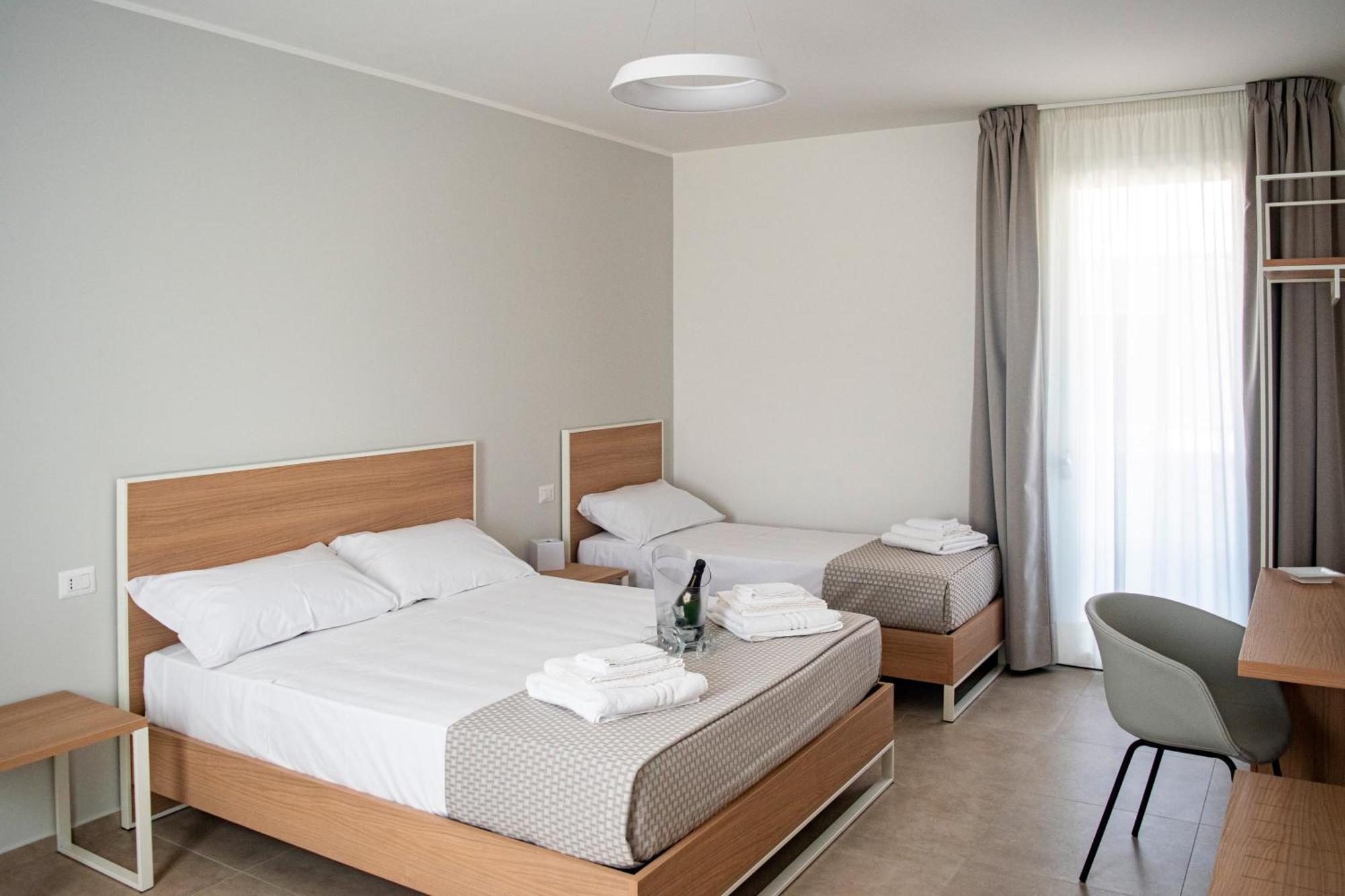 Ferrari Rooms & Apartments Porto Cesareo Ngoại thất bức ảnh