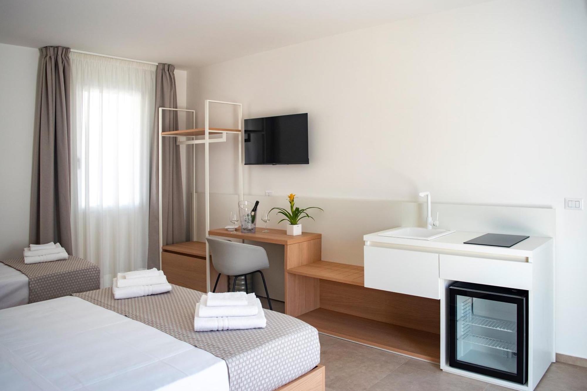 Ferrari Rooms & Apartments Porto Cesareo Ngoại thất bức ảnh